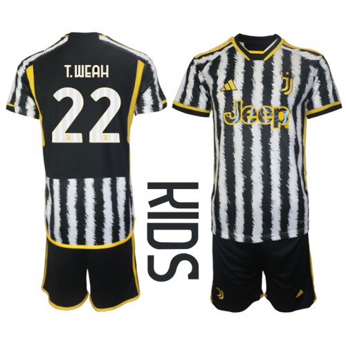 Fotballdrakt Barn Juventus Timothy Weah #22 Hjemmedraktsett 2023-24 Kortermet (+ Korte bukser)